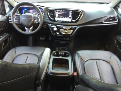 2025 Chrysler Pacifica Select FWD