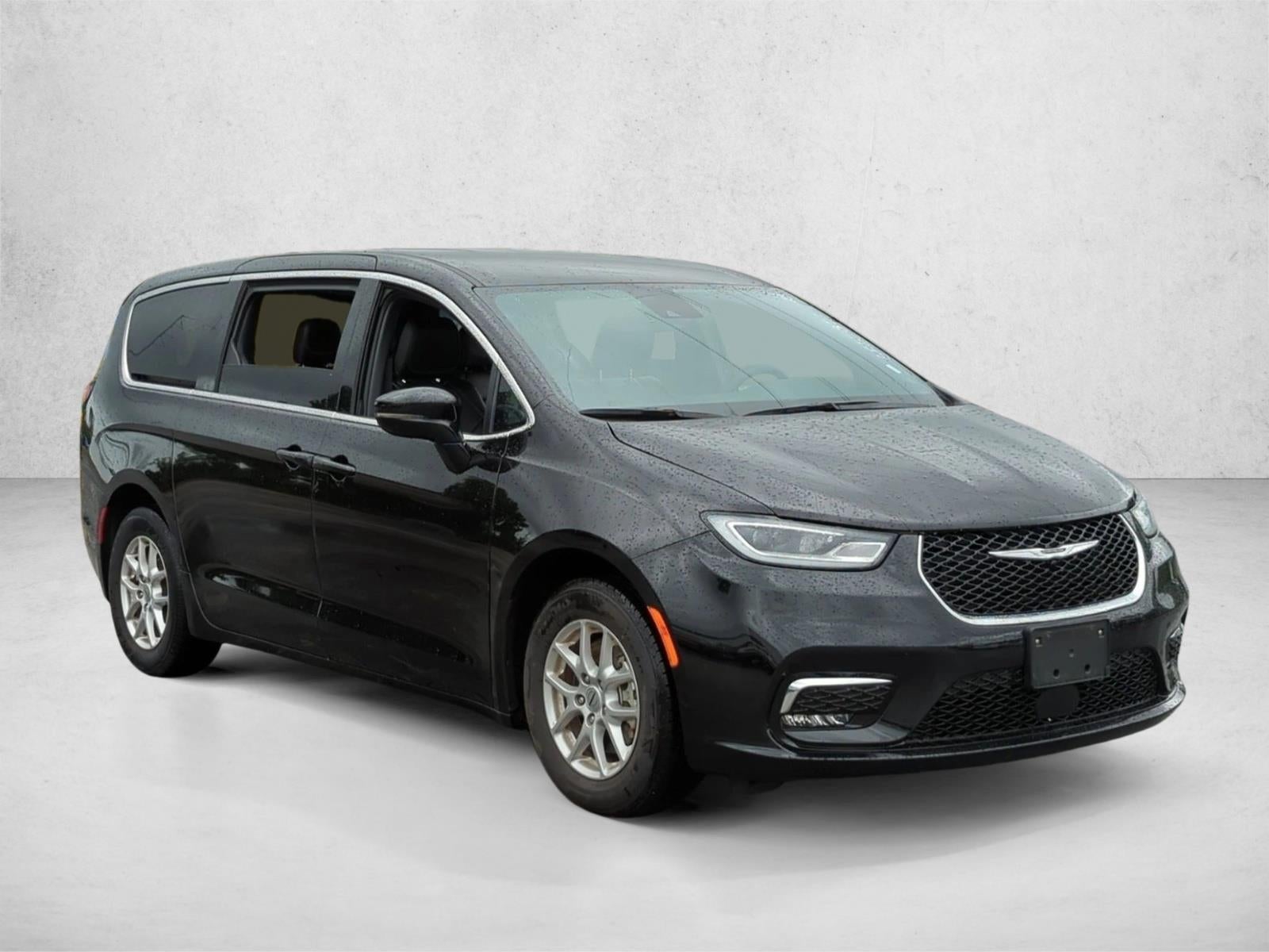 2025 Chrysler Pacifica Select FWD