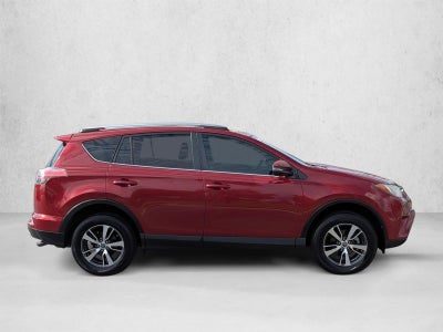 2018 Toyota RAV4 XLE FWD (GS)