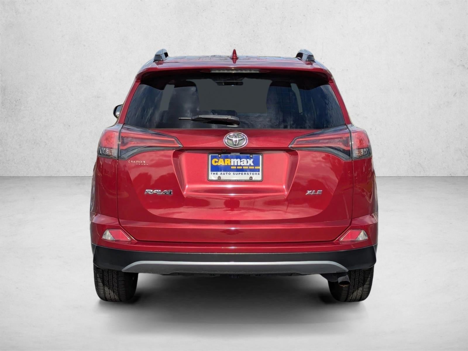 2018 Toyota RAV4 XLE FWD (GS)