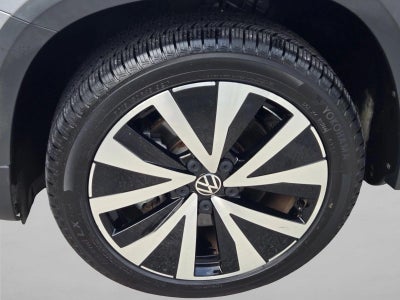 2022 Volkswagen Taos SE FWD