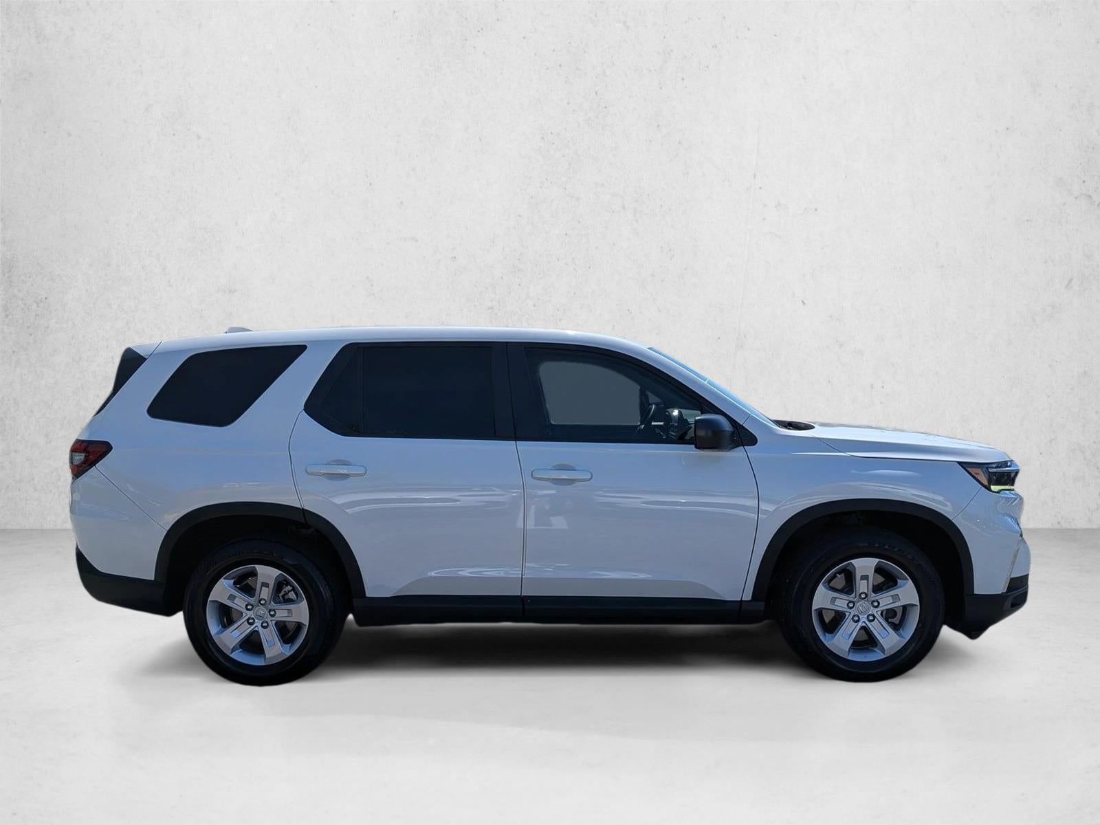 2023 Honda Pilot LX AWD