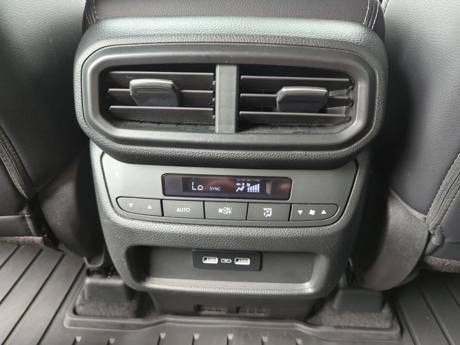 2023 Honda Pilot Touring AWD