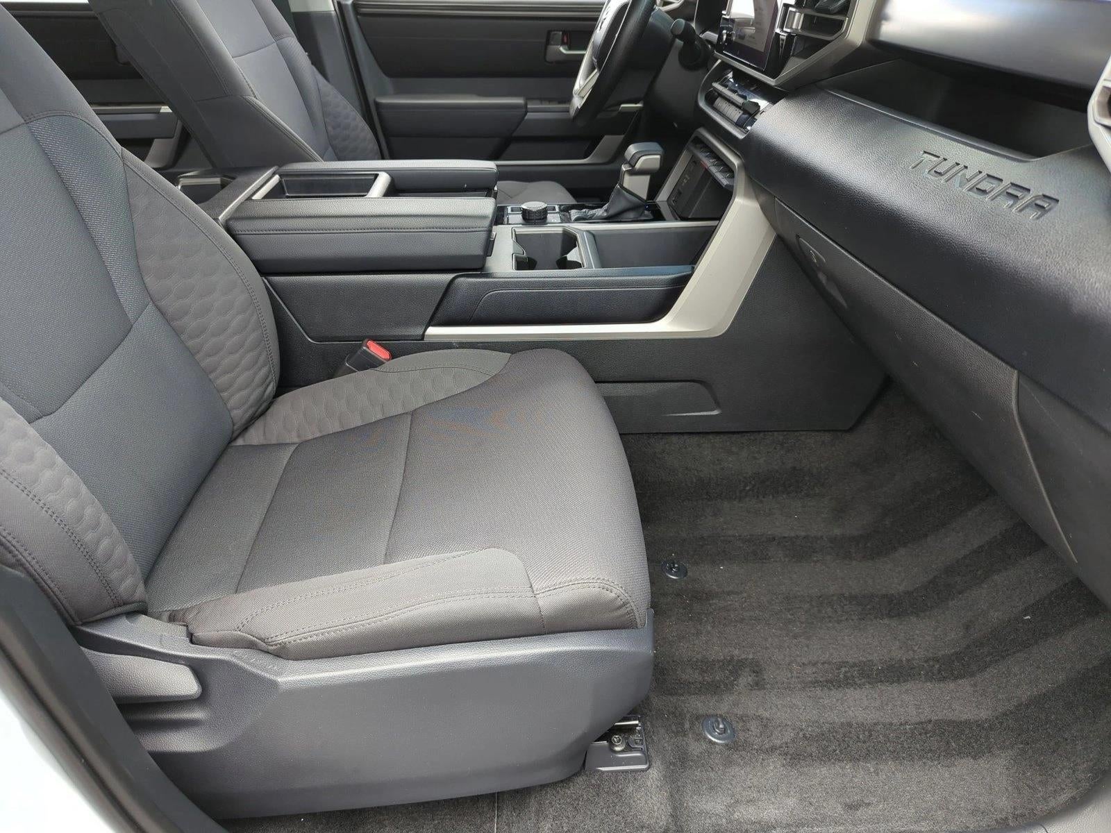 2024 Toyota Tundra 4WD 4WD SR5 CrewMax 5.5' Bed (SE)