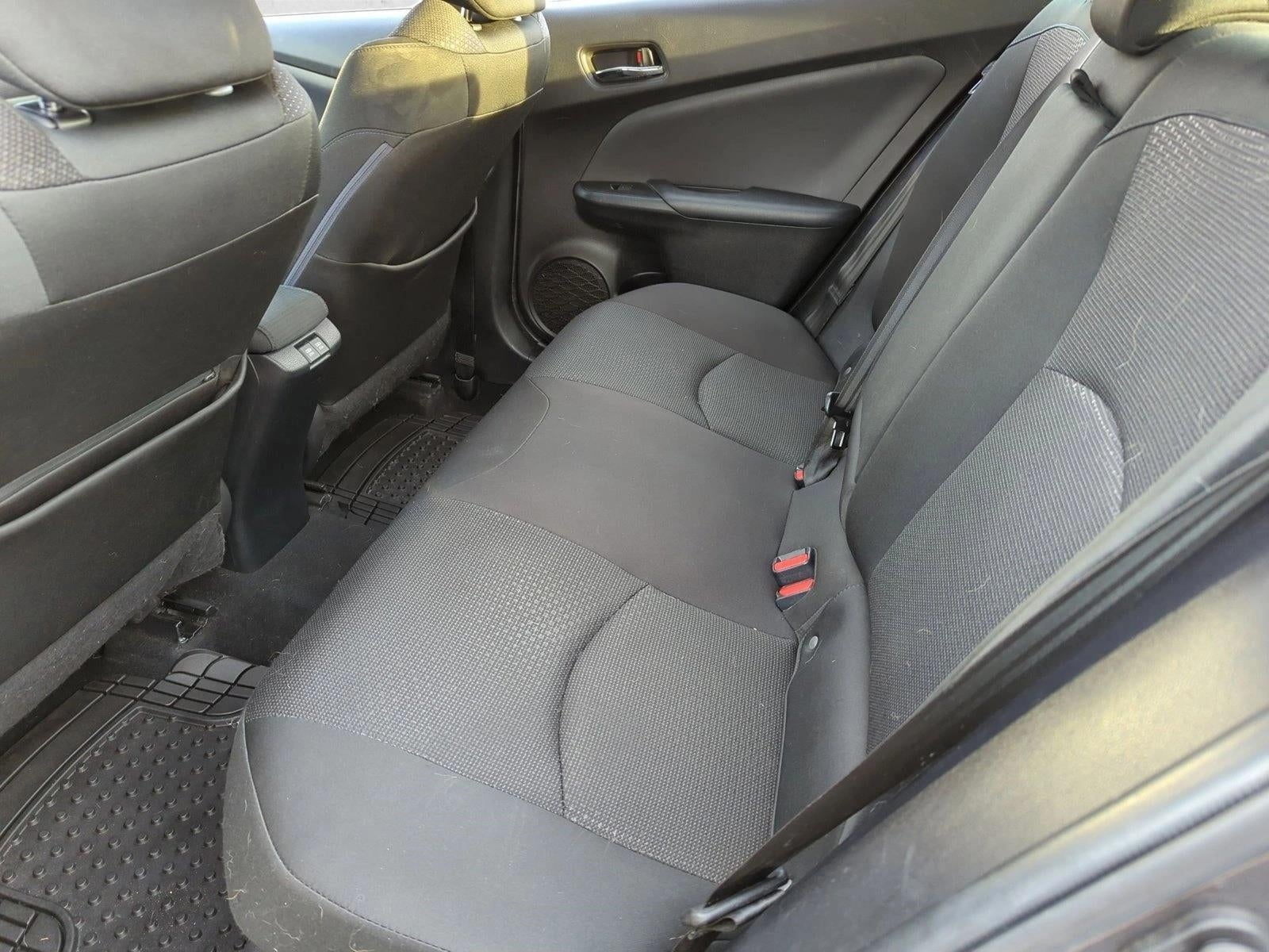 2019 Toyota Prius LE (Natl)