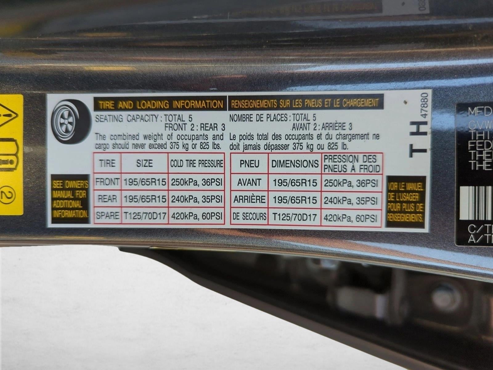 2019 Toyota Prius LE (Natl)