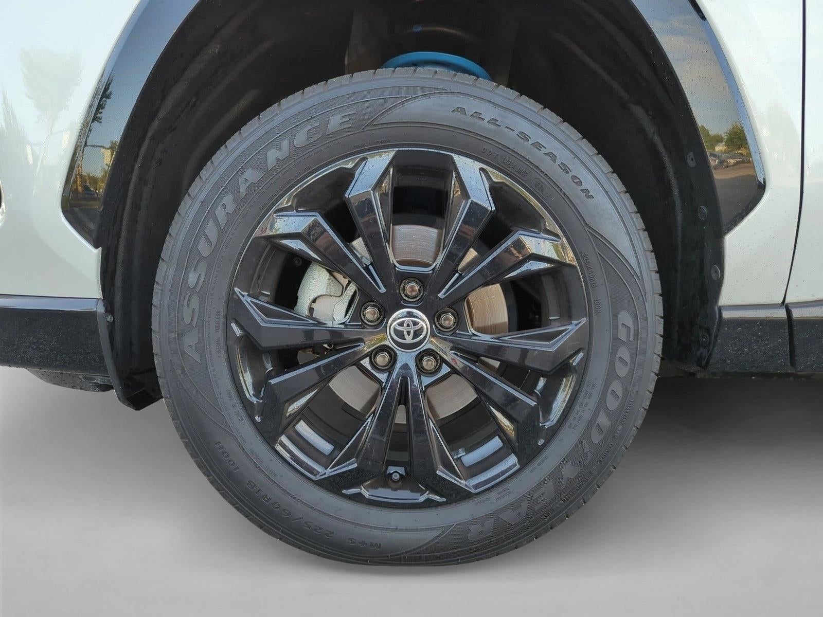 2022 Toyota RAV4 Hybrid SE AWD (Natl)