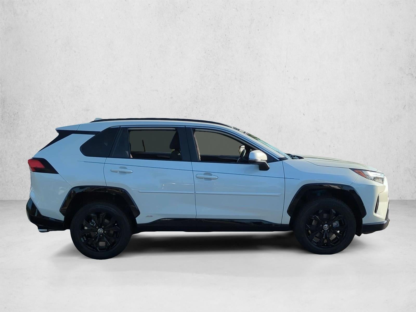 2022 Toyota RAV4 Hybrid SE AWD (Natl)