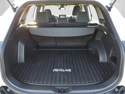 2022 Toyota RAV4 Hybrid SE AWD (Natl)