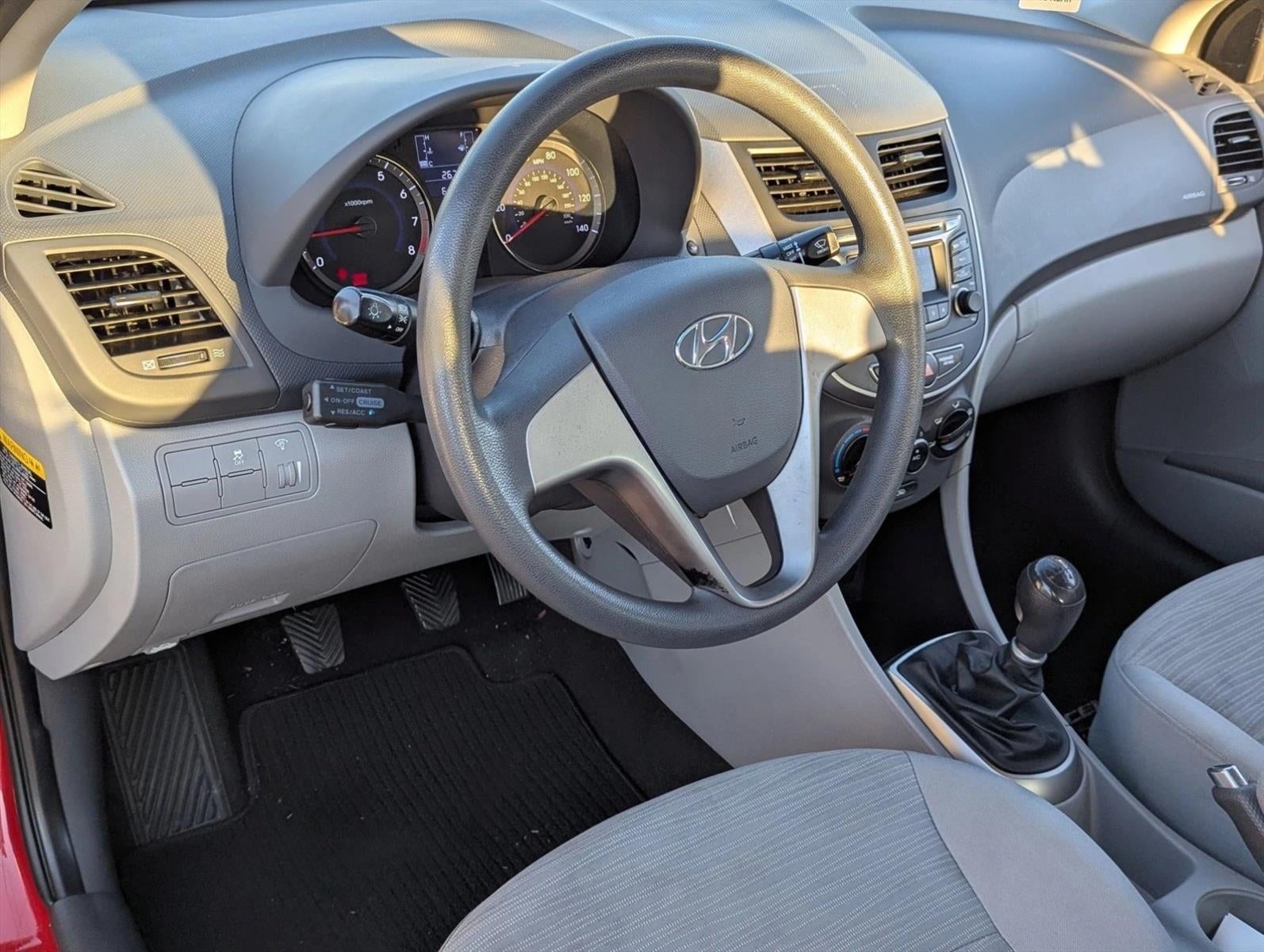 2016 Hyundai ACCENT 4dr Sdn Man SE