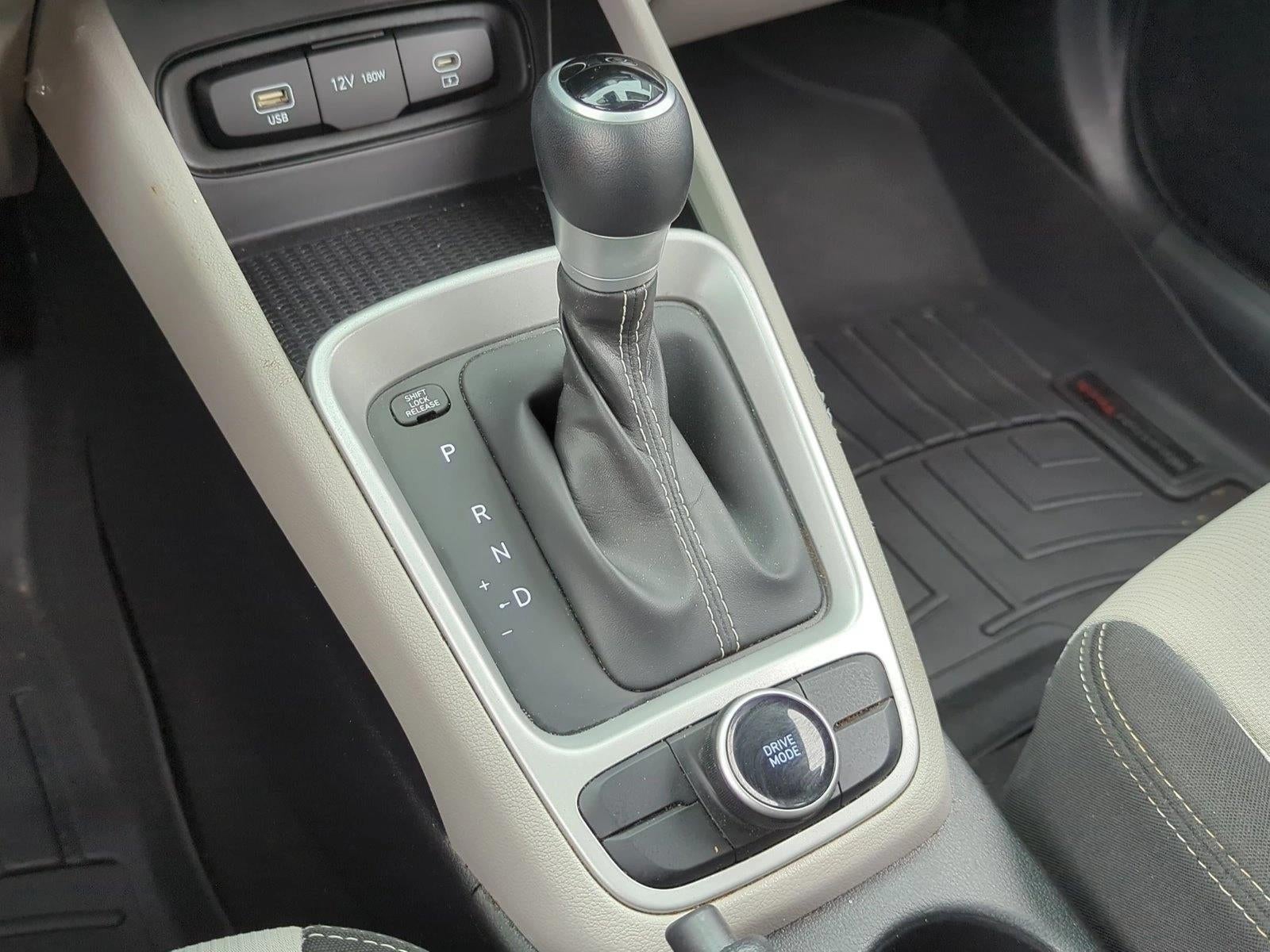 2023 Hyundai VENUE SEL IVT