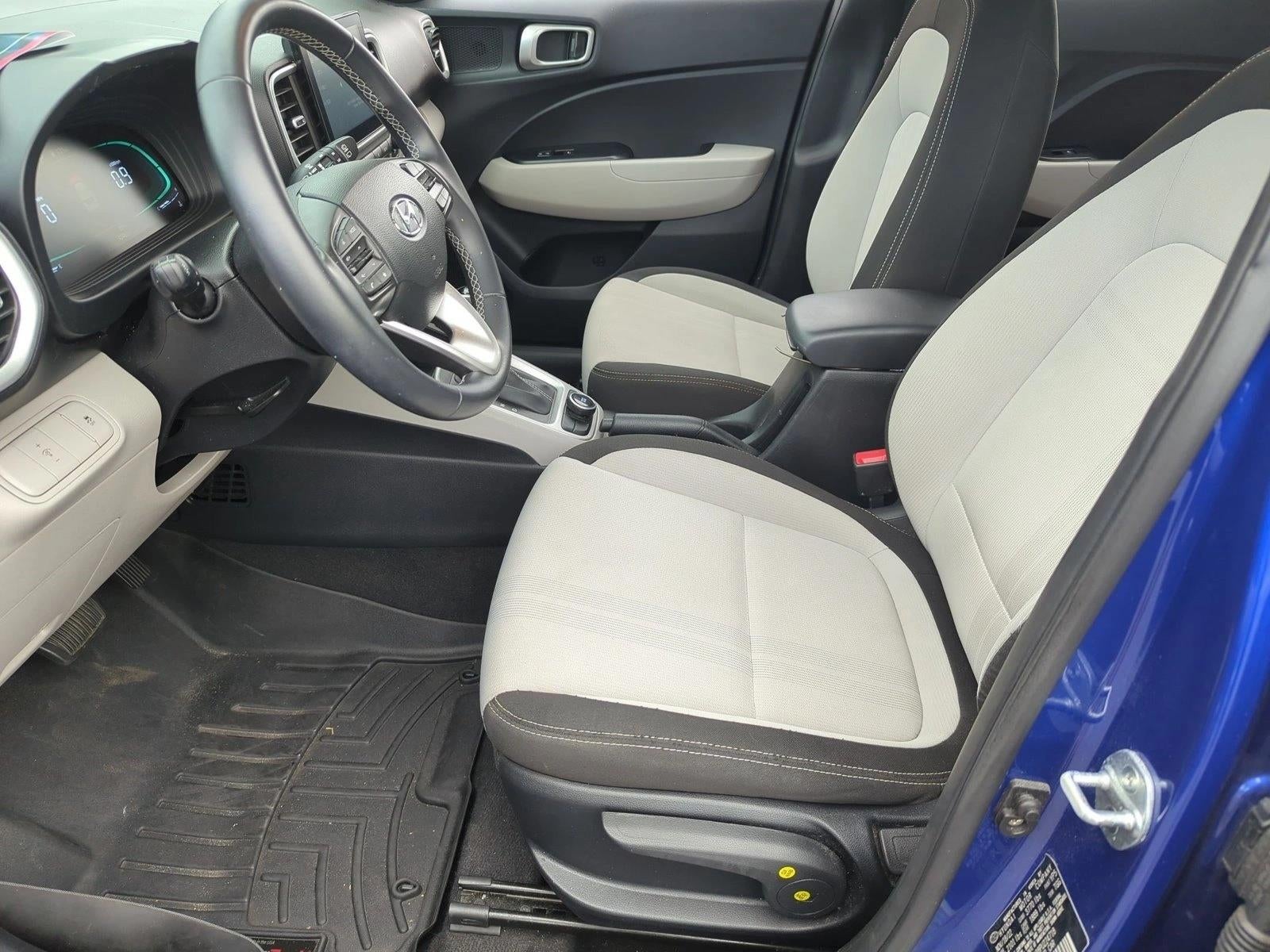 2023 Hyundai VENUE SEL IVT