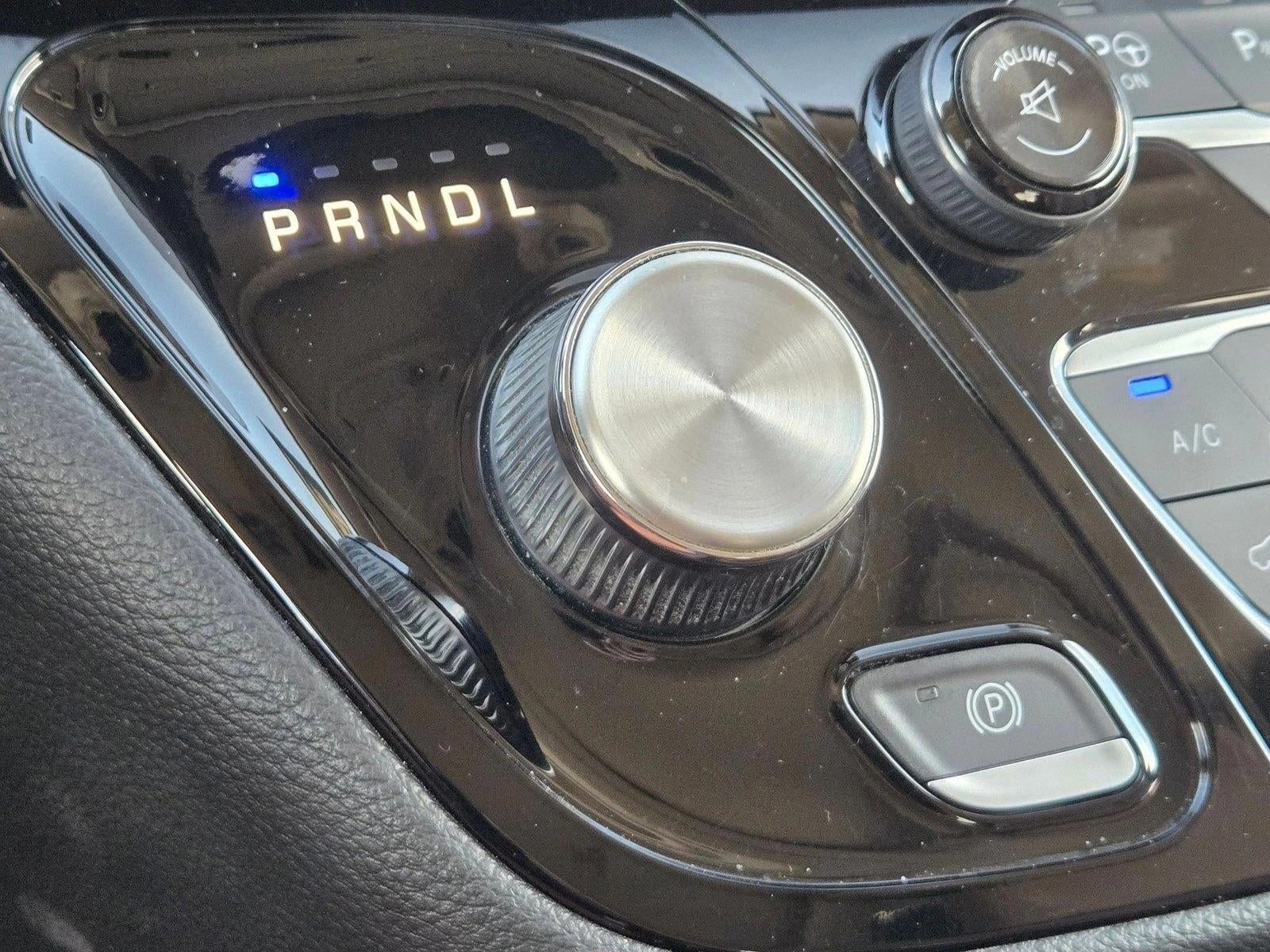 2017 Chrysler Pacifica Limited FWD