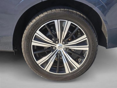 2022 Volvo XC60 B5 FWD Inscription