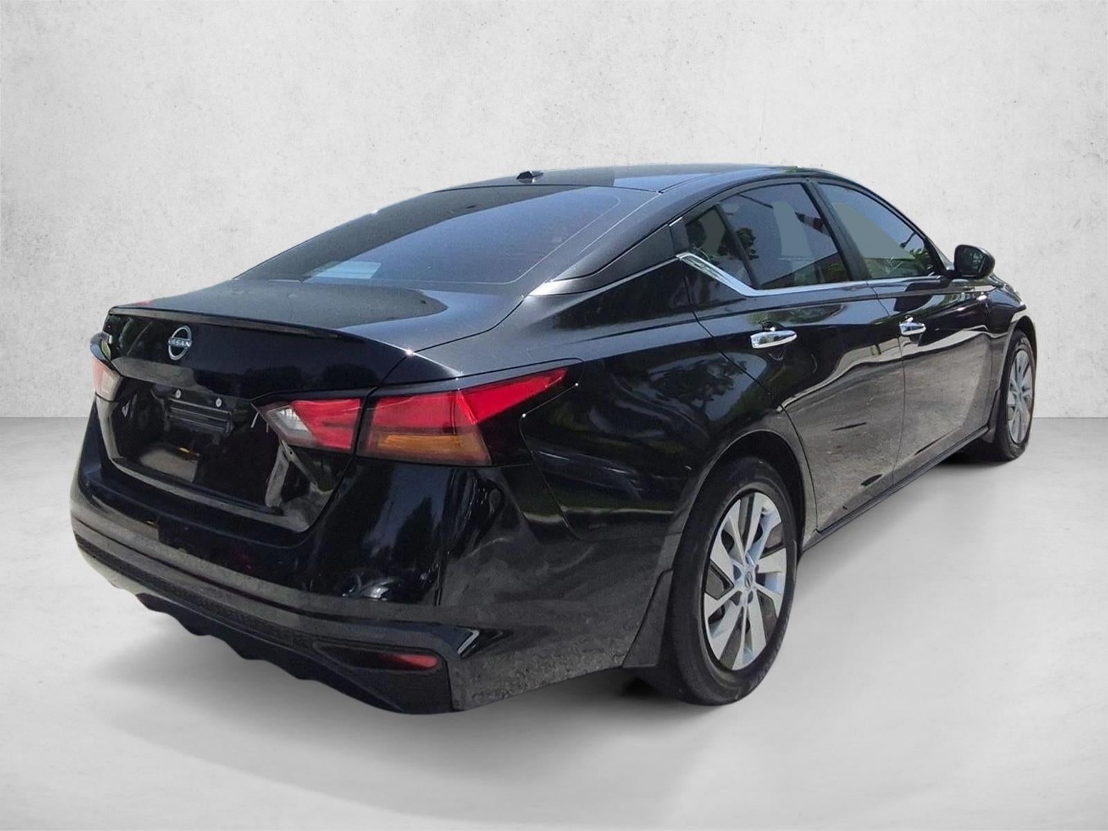 2025 Nissan Altima S FWD