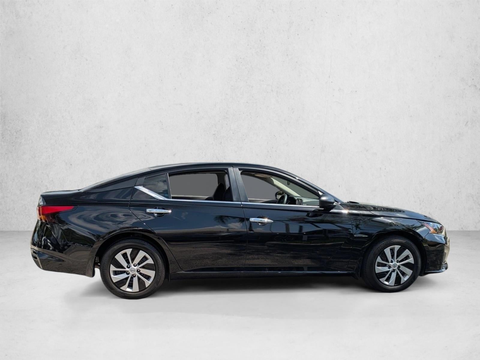 2025 Nissan Altima S FWD