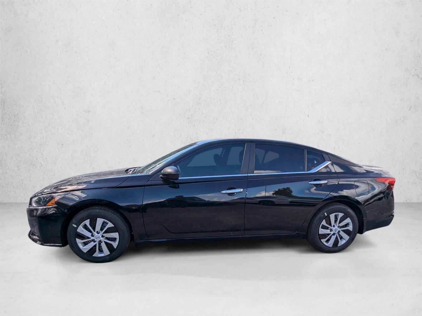 2025 Nissan Altima S FWD