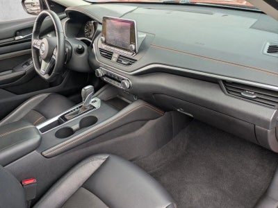 2021 Nissan Altima 2.5 SR Sedan