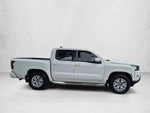 2024 Nissan Frontier Crew Cab 4x2 SV