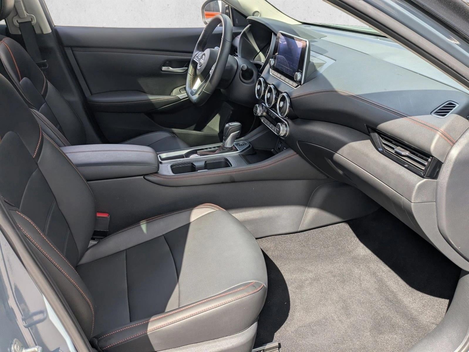 2025 Nissan Sentra SR CVT