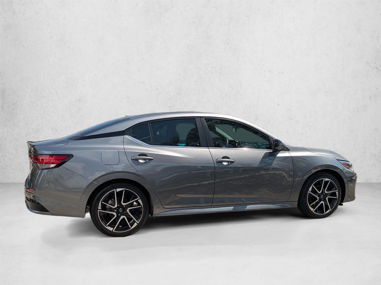 2024 Nissan Sentra SR CVT