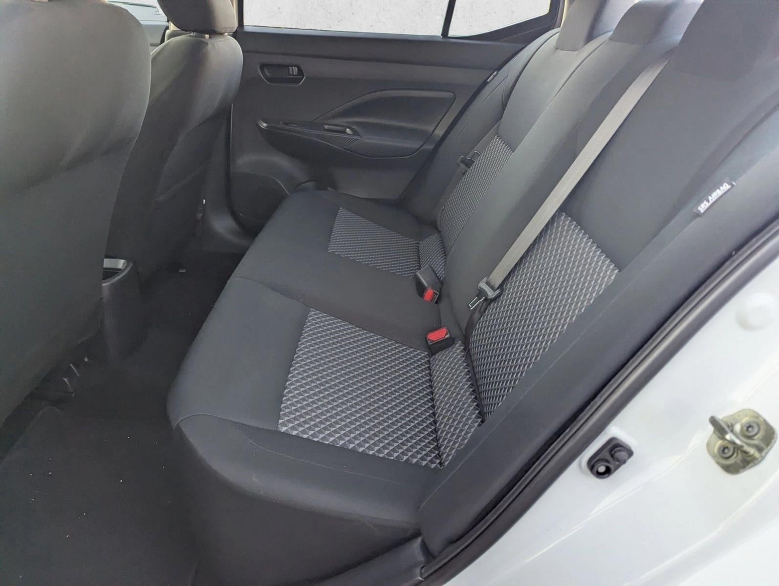 2021 Nissan Versa S CVT