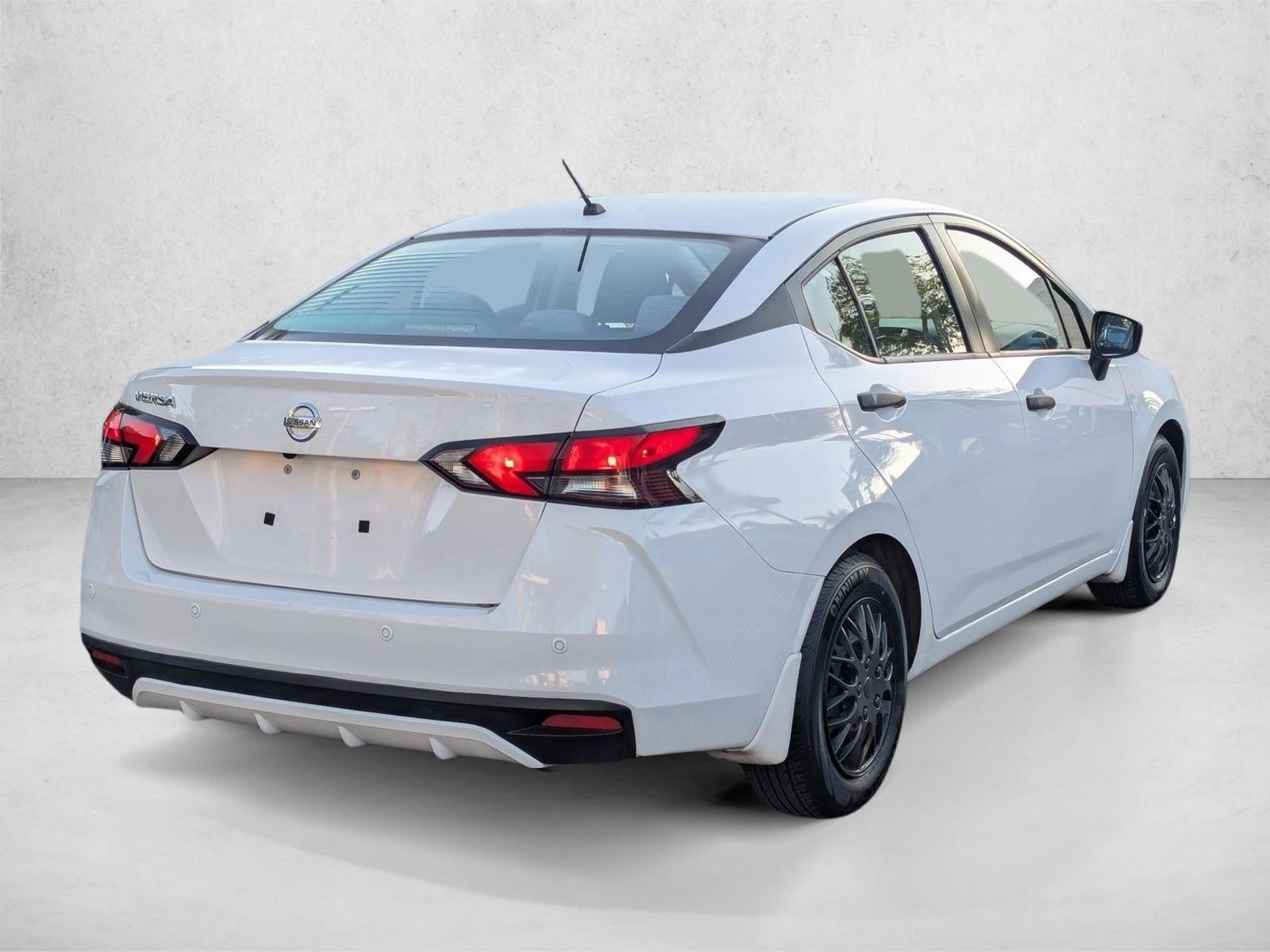 2021 Nissan Versa S CVT