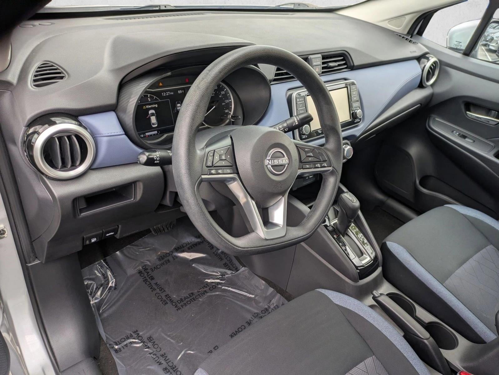 2023 Nissan Versa SV CVT