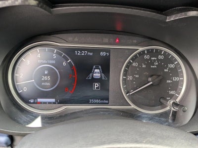 2023 Nissan Versa SV CVT