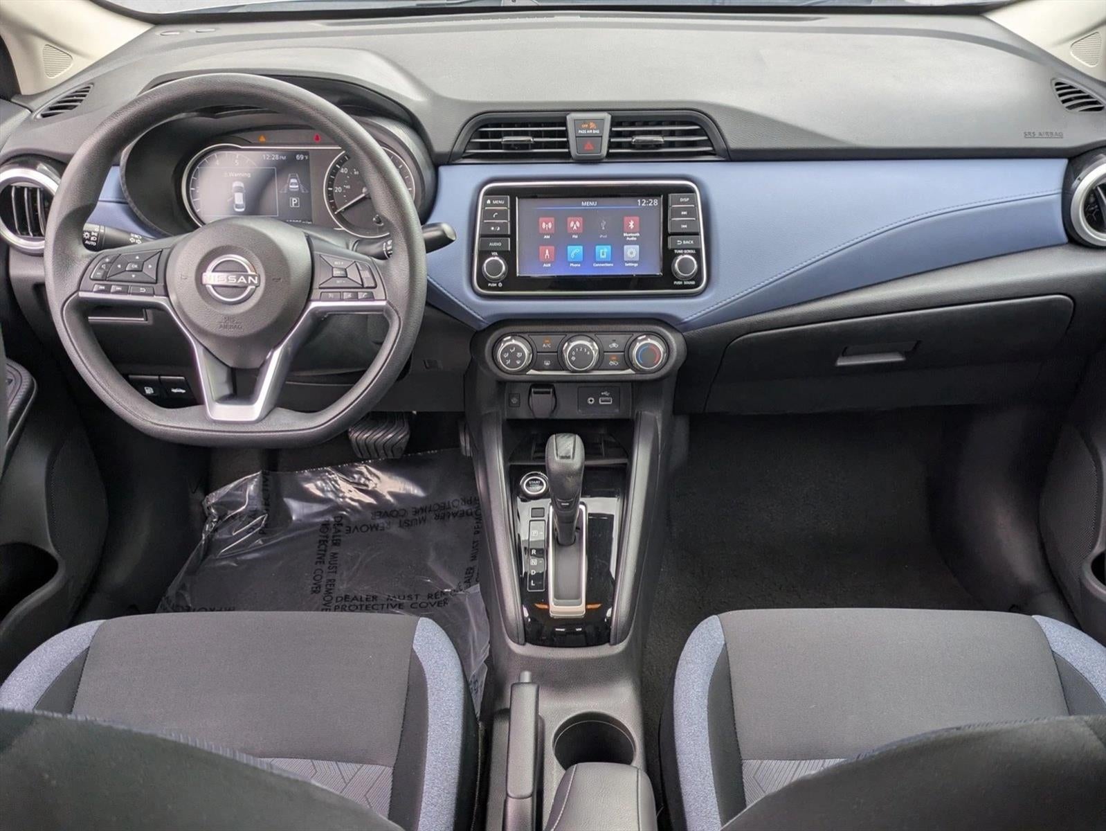 2023 Nissan Versa SV CVT