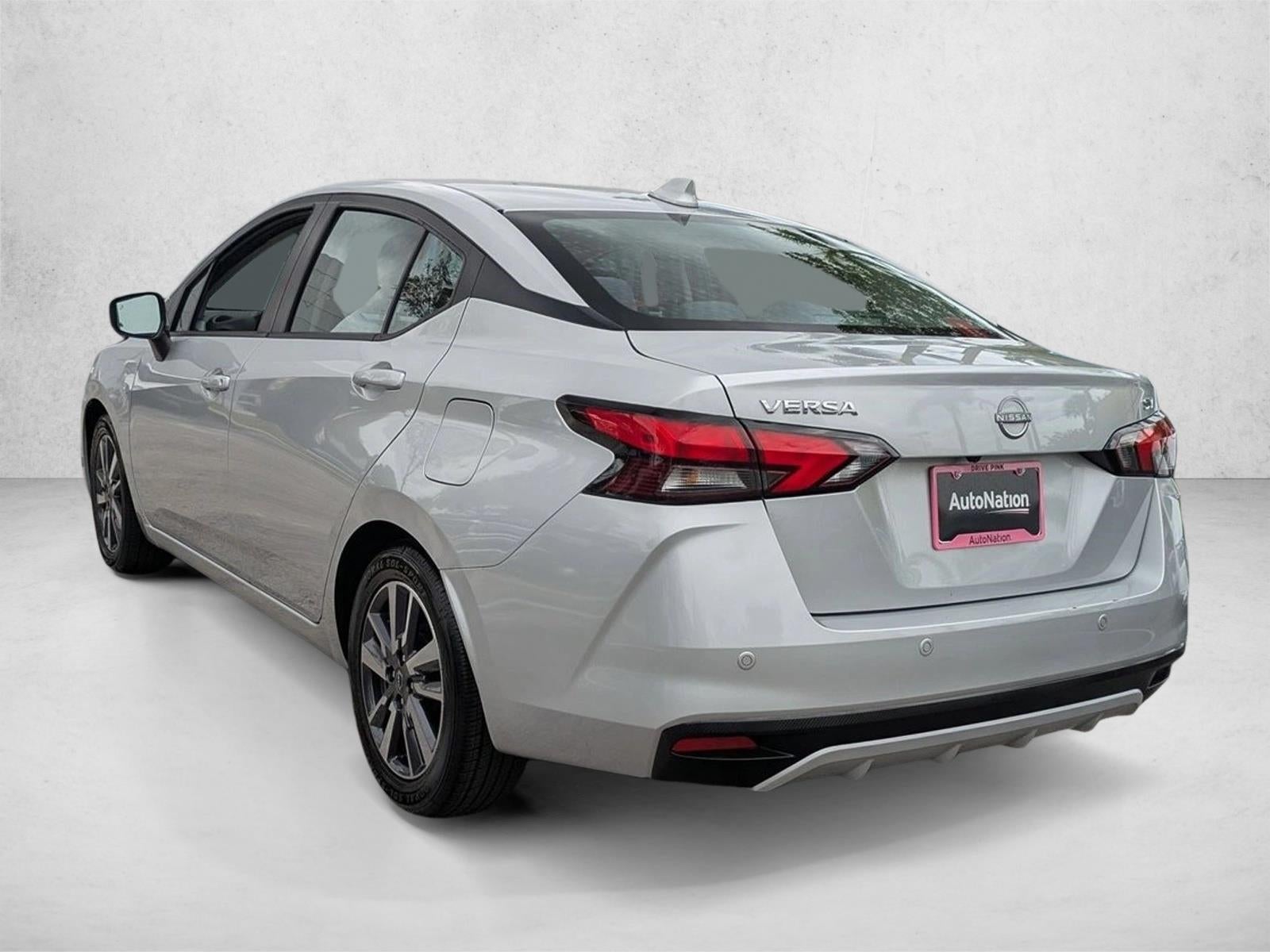 2023 Nissan Versa SV CVT