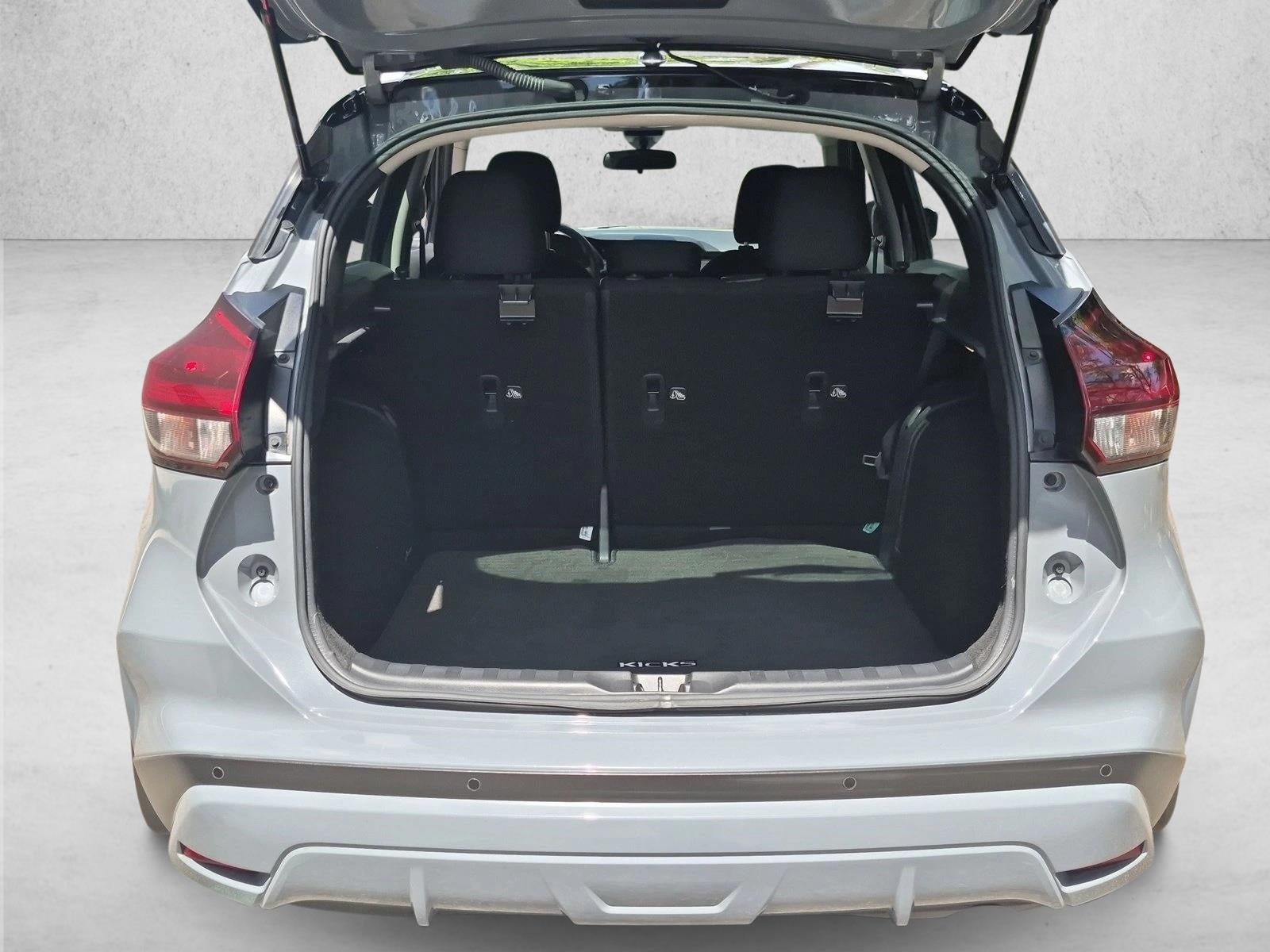 2023 Nissan Kicks SV FWD
