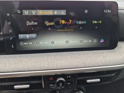 2025 Nissan Kicks SV FWD