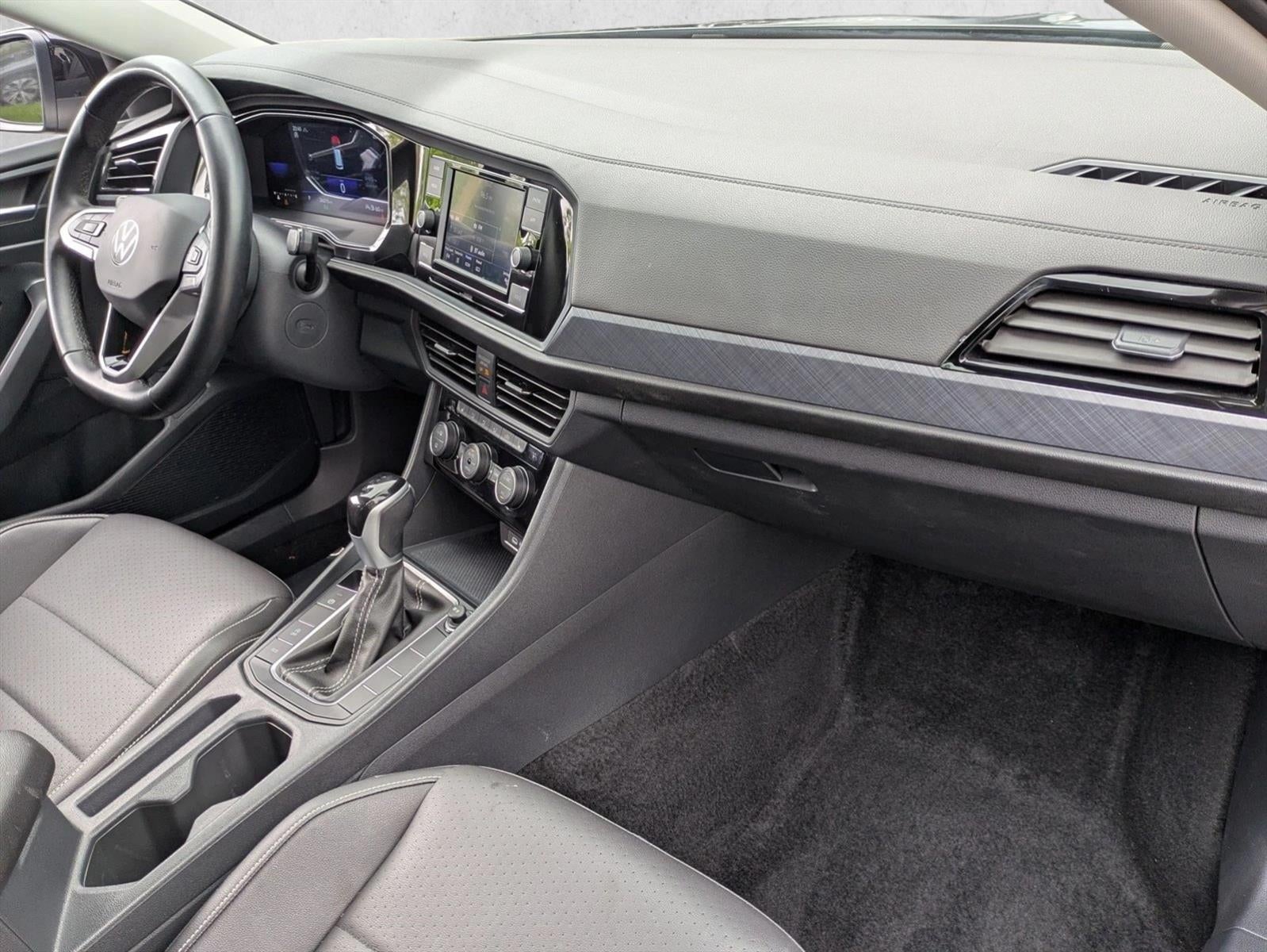 2024 Volkswagen Jetta SE Auto
