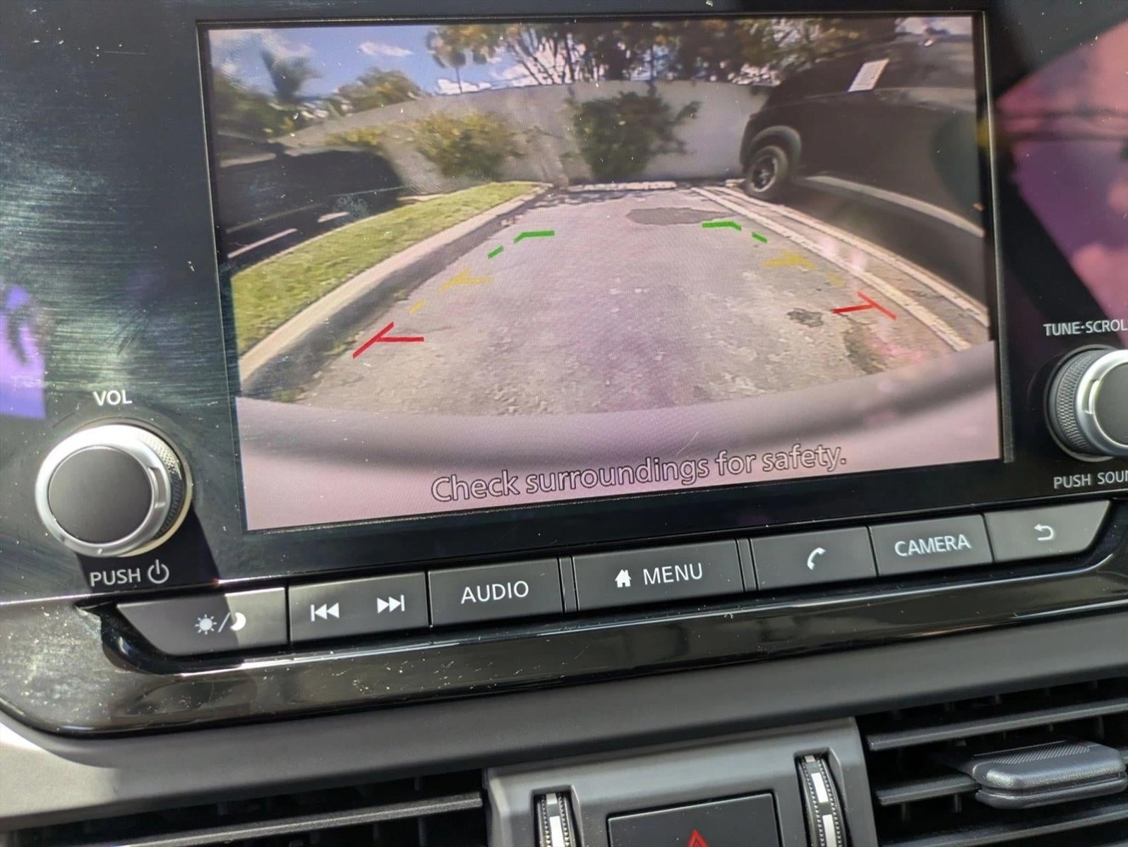 2023 Nissan Pathfinder S 4WD