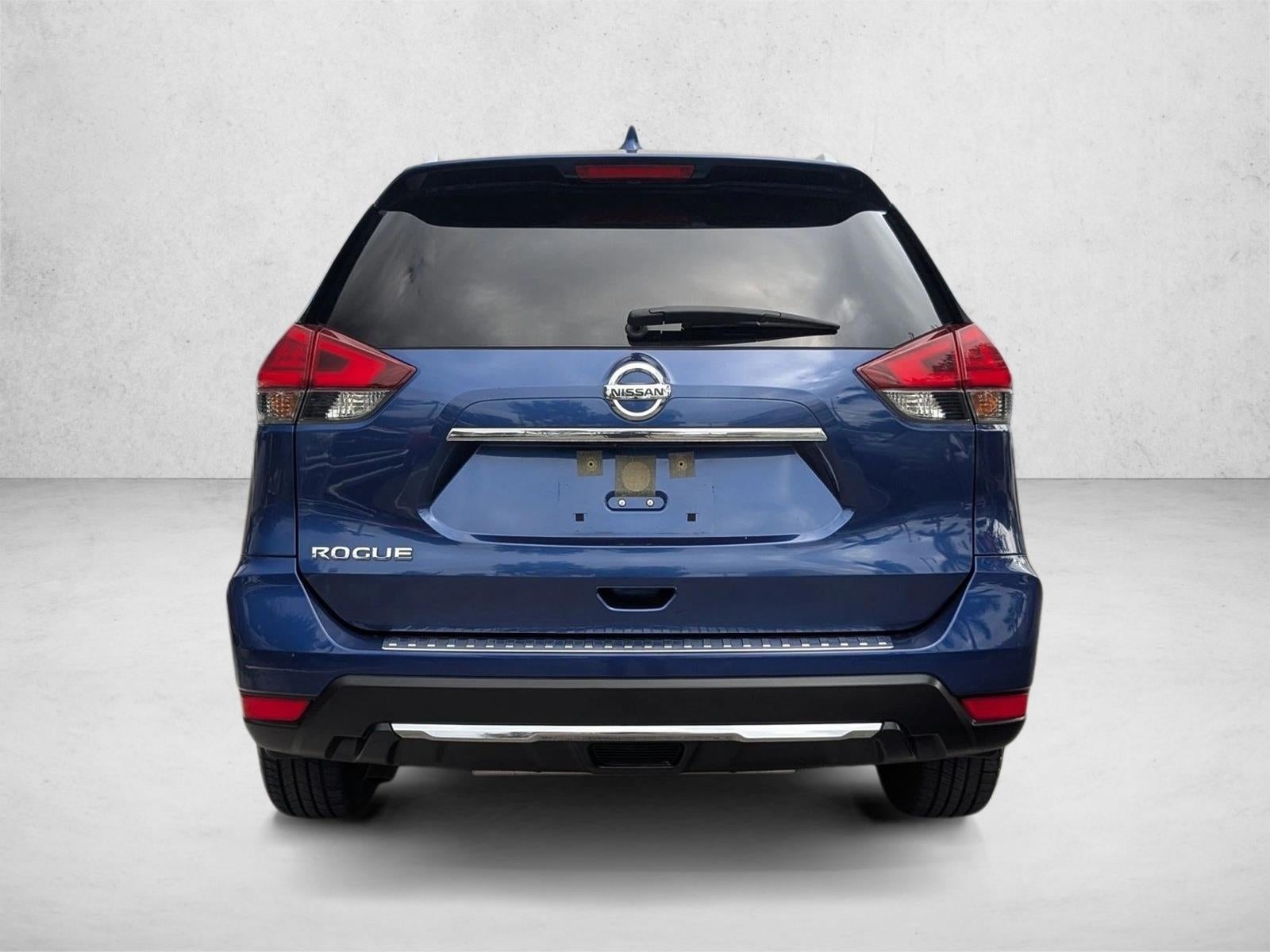 2017 Nissan Rogue FWD S