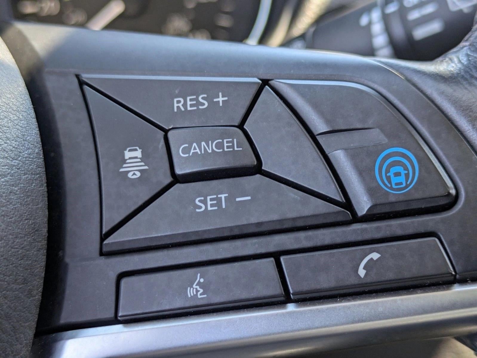 2018 Nissan Rogue FWD SL