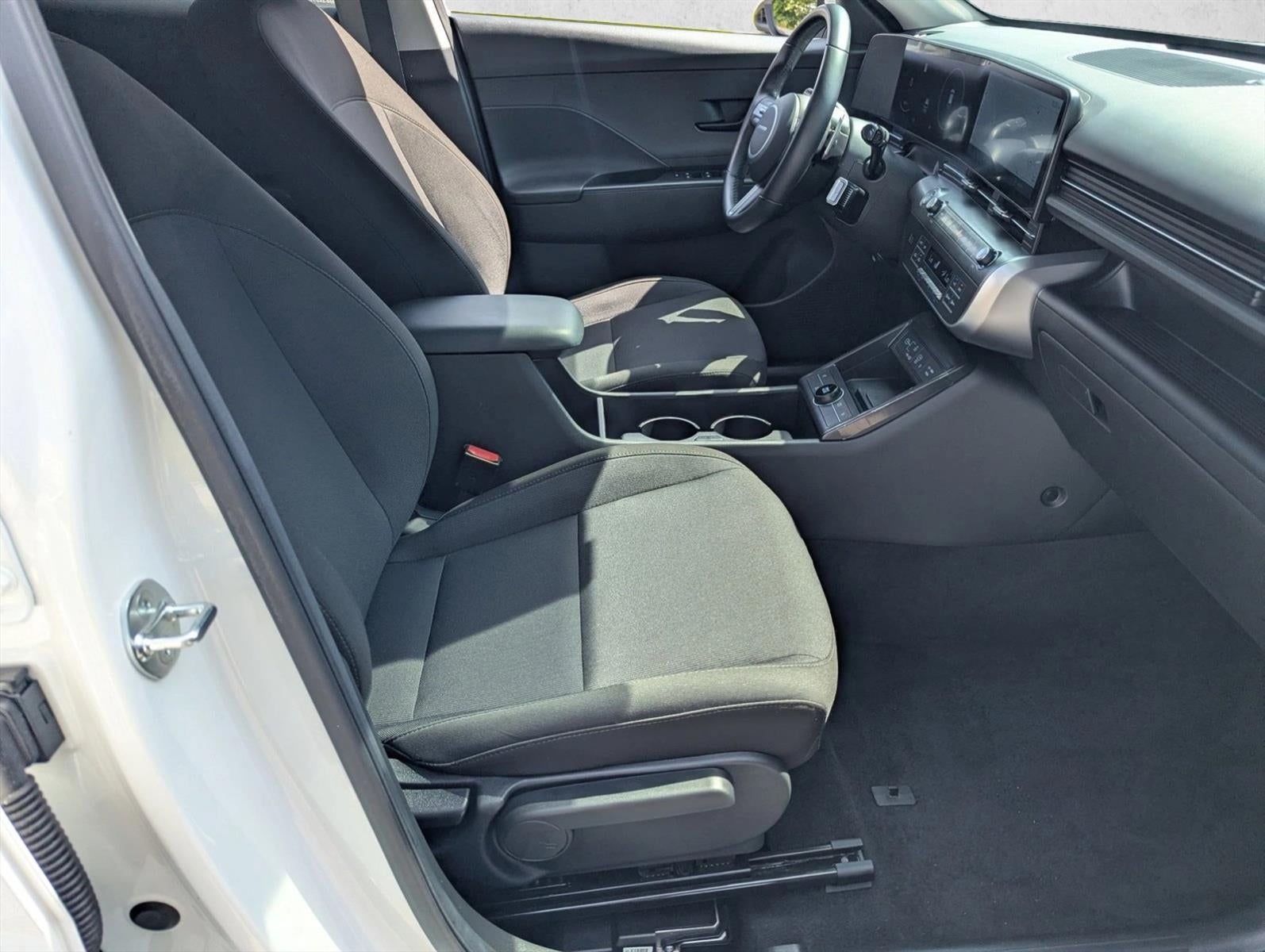 2024 Hyundai KONA SEL FWD