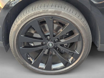 2025 Land Rover Range Rover Sport P360 SE