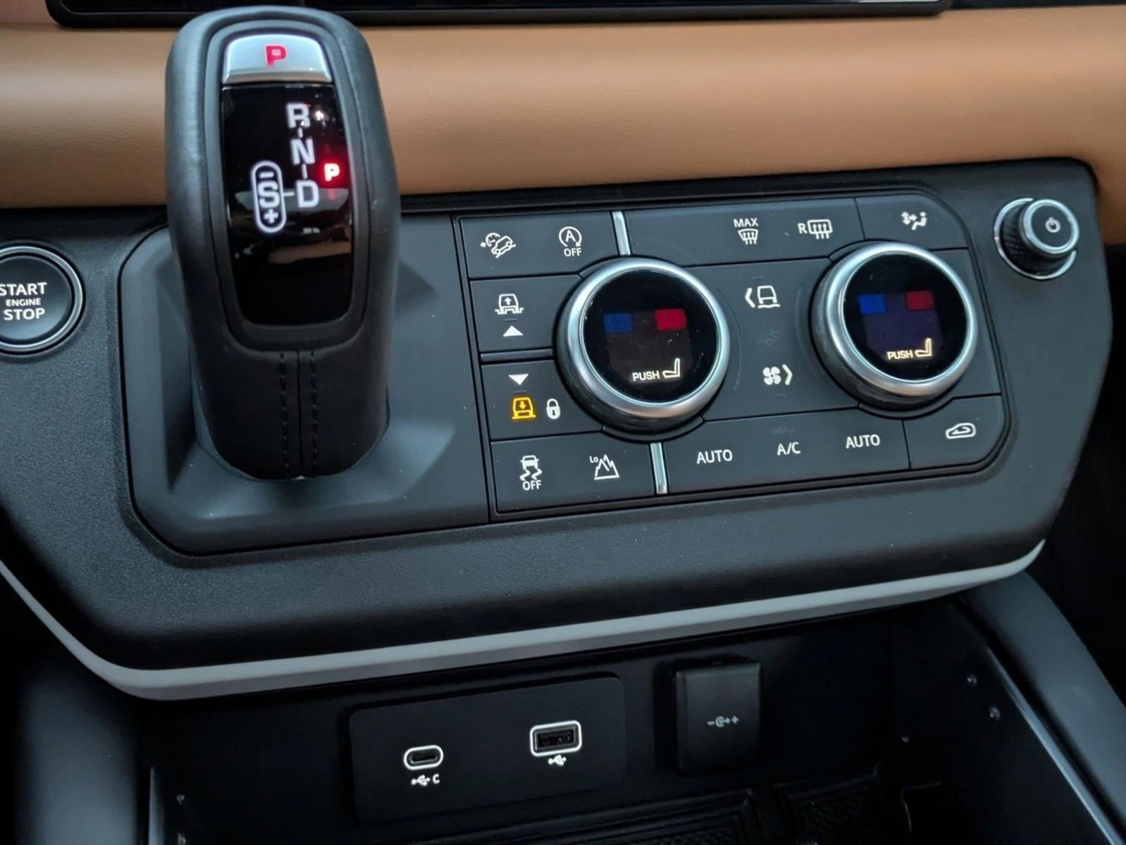 2024 Land Rover Defender 110 P400 X-Dynamic SE