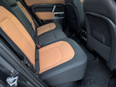 2024 Land Rover Defender 110 P400 X-Dynamic SE