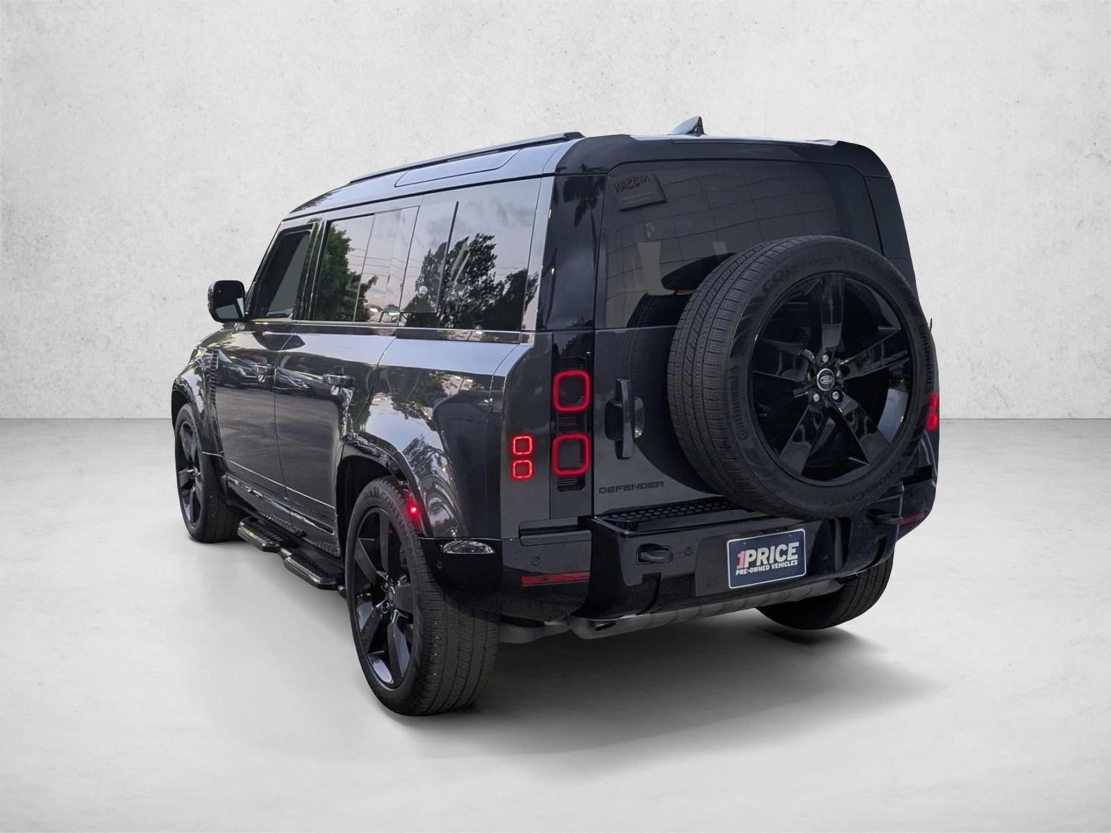 2024 Land Rover Defender 110 P400 X-Dynamic SE