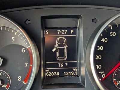 2013 Volkswagen Golf 2dr HB Auto PZEV