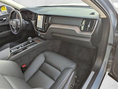 2022 Volvo XC60 Recharge Plug-In Hybrid T8 eAWD PHEV Inscription Expression