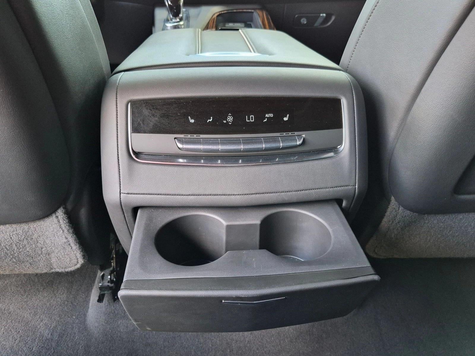 2023 Cadillac Escalade ESV 4WD Premium Luxury
