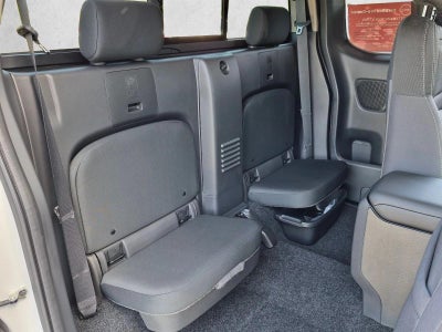 2025 Nissan Frontier King Cab 4x2 SV