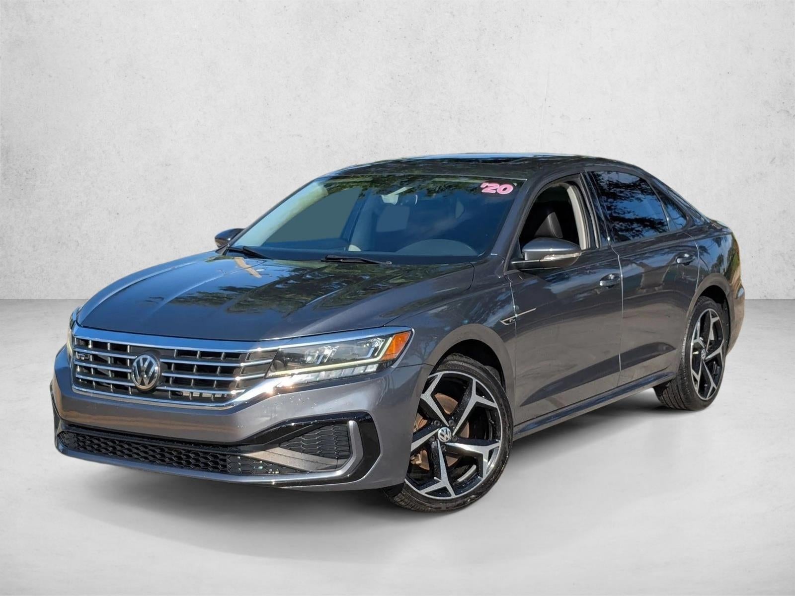 2020 Volkswagen Passat 2.0T R-Line Auto
