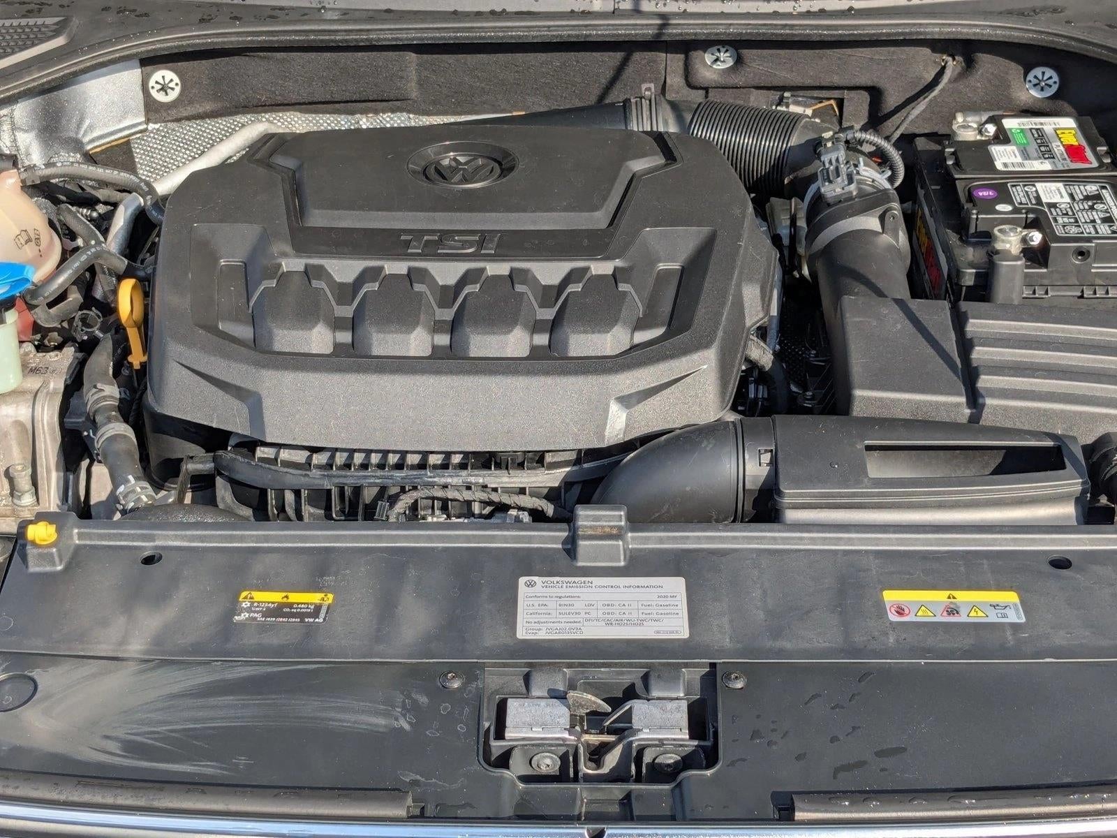 2020 Volkswagen Passat 2.0T R-Line Auto