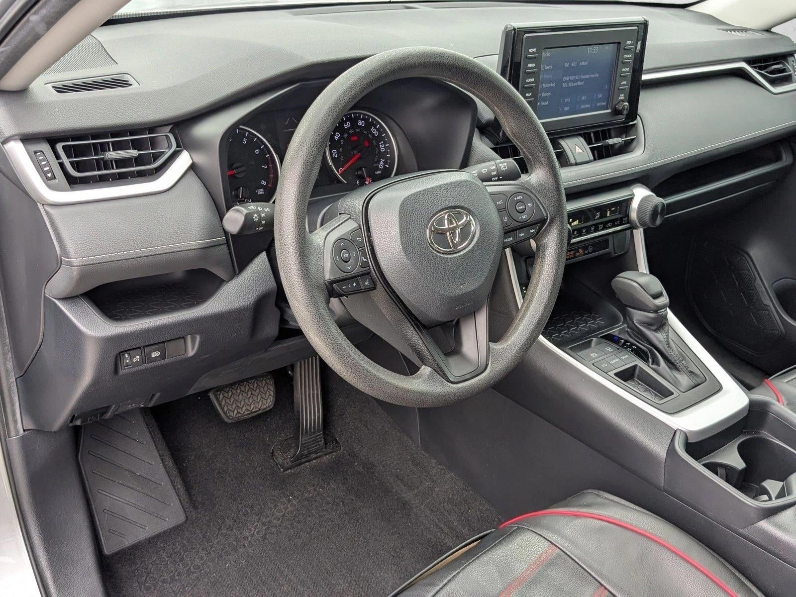 2019 Toyota RAV4 LE FWD (GS)