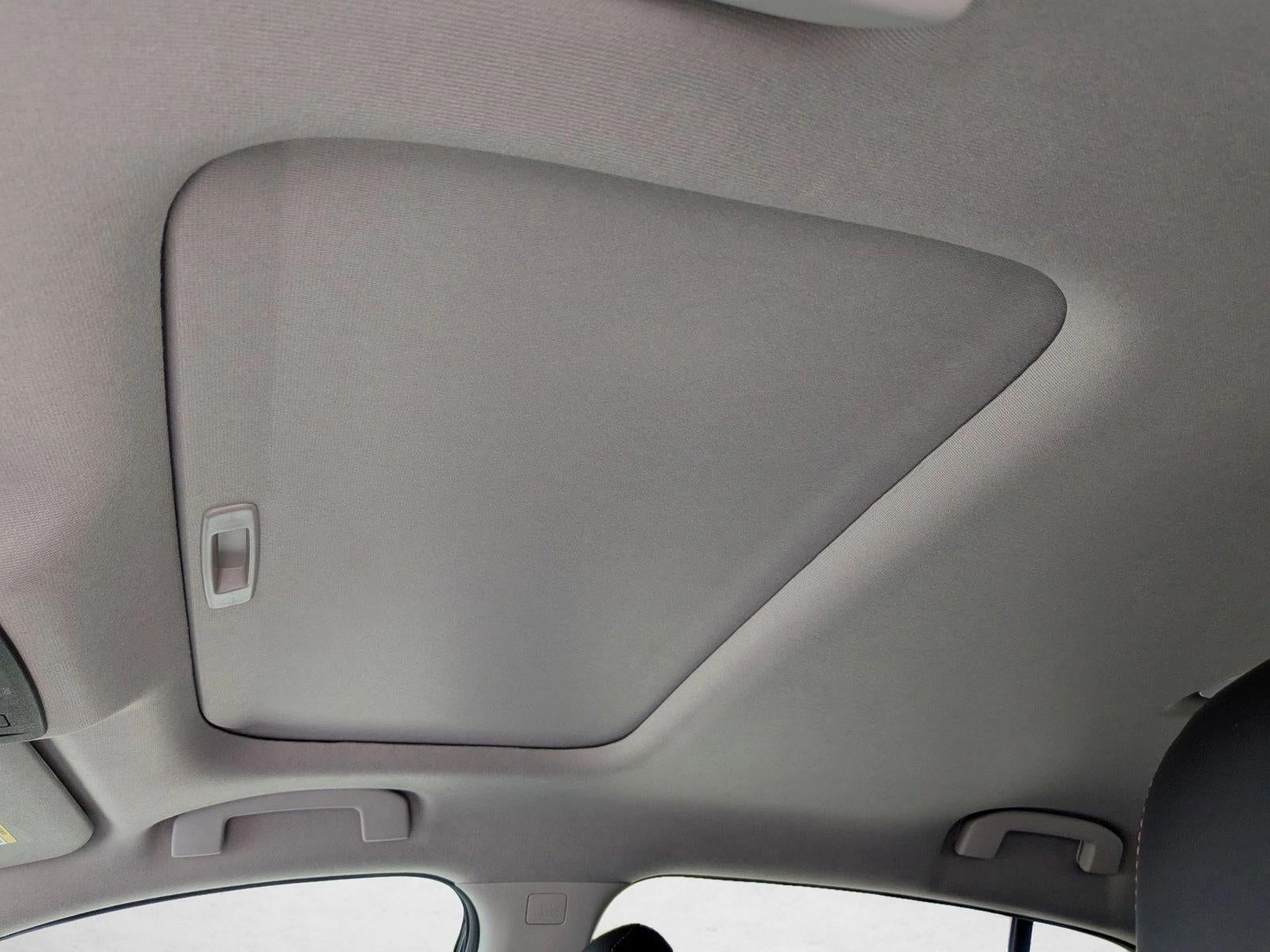 2025 Nissan Sentra SR CVT